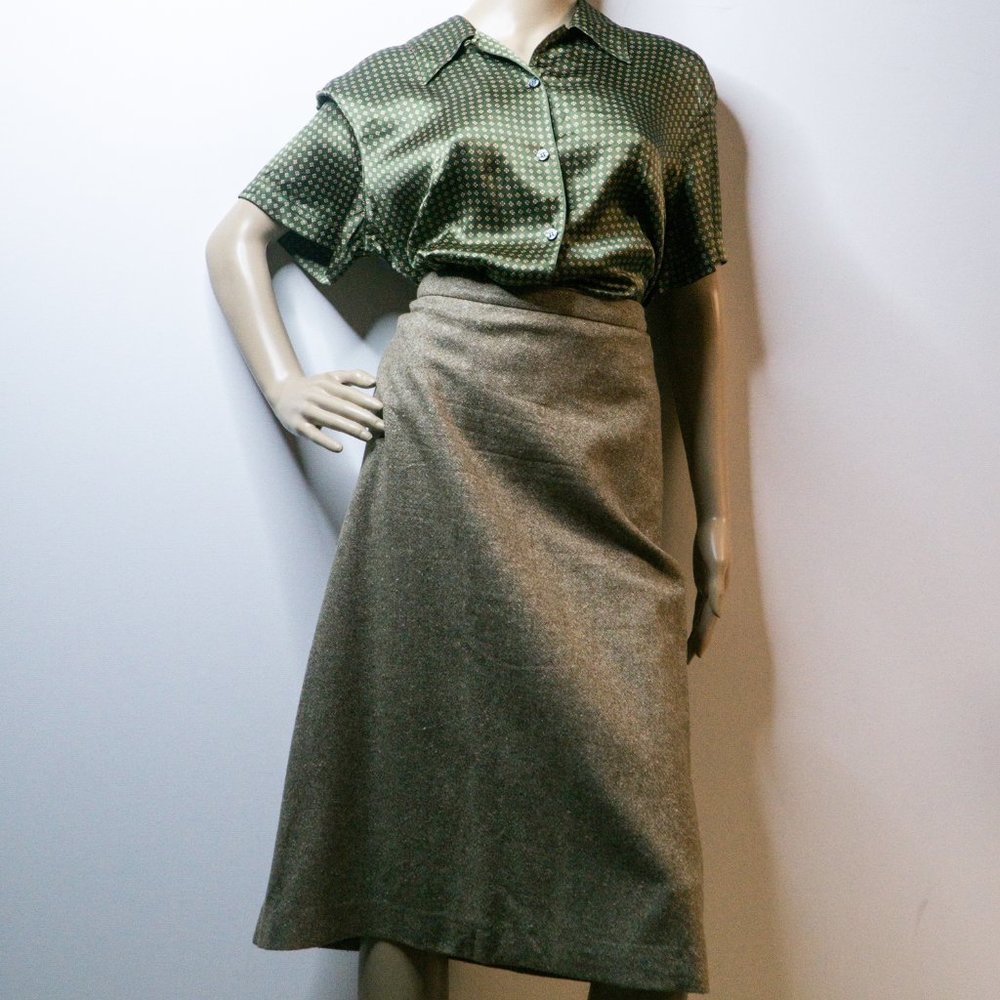 A-LINE TAN/CAMEL WOOL SKIRT